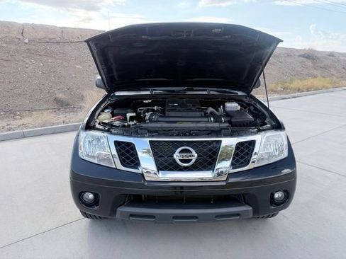 Certified 2020 Nissan Frontier SV RWD image 35