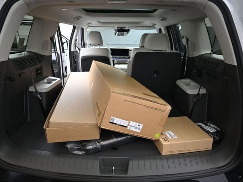 New 2026 Hyundai Santa Fe Calligraphy AWD/4WD image 17
