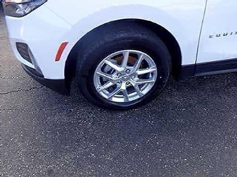 Used 2022 Chevrolet Equinox LT FWD image 4