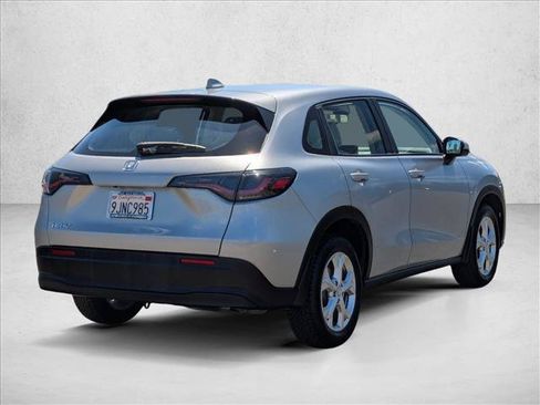 Used 2024 Honda HR-V LX image 5