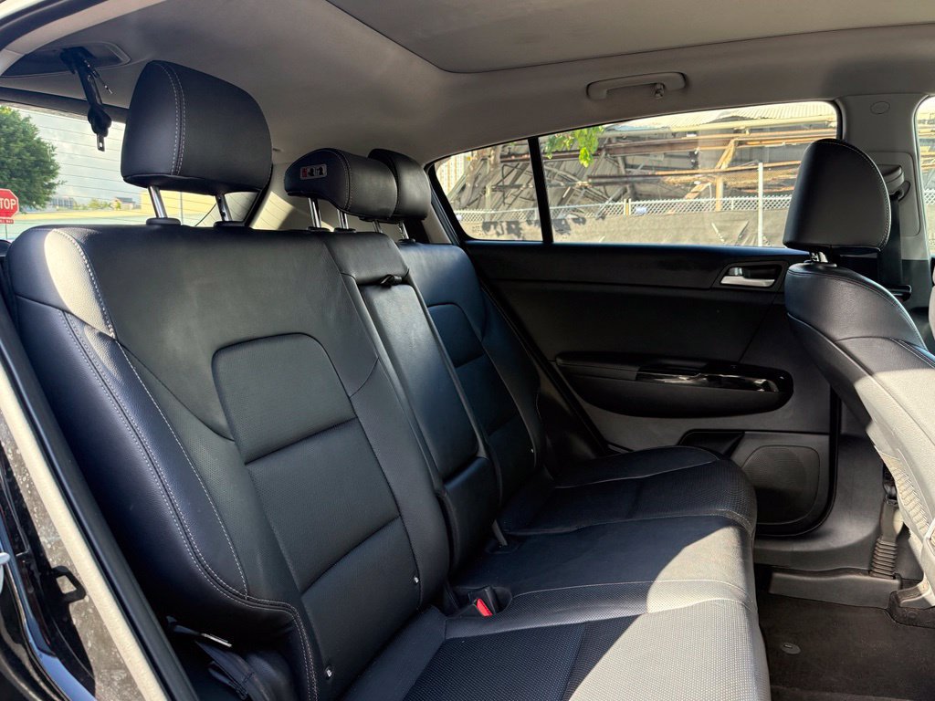 Used 2020 Kia Sportage EX w/ Option Group 15 AWD/4WD image 16