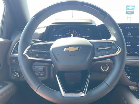 New 2026 Chevrolet Suburban High Country image 28