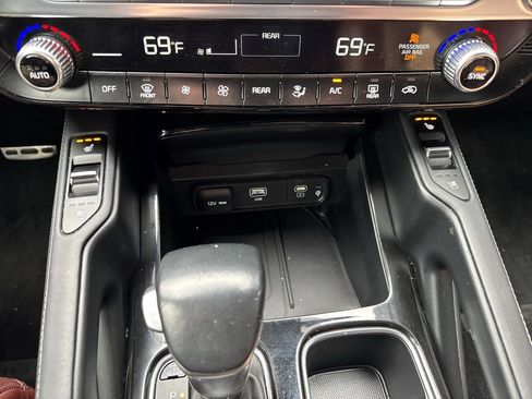 Used 2023 Kia Telluride SX Prestige image 9