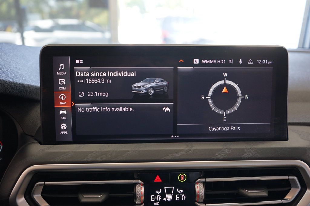 Used 2022 BMW X4 xDrive30i w/ Parking Assistance Package AWD/4WD image 37
