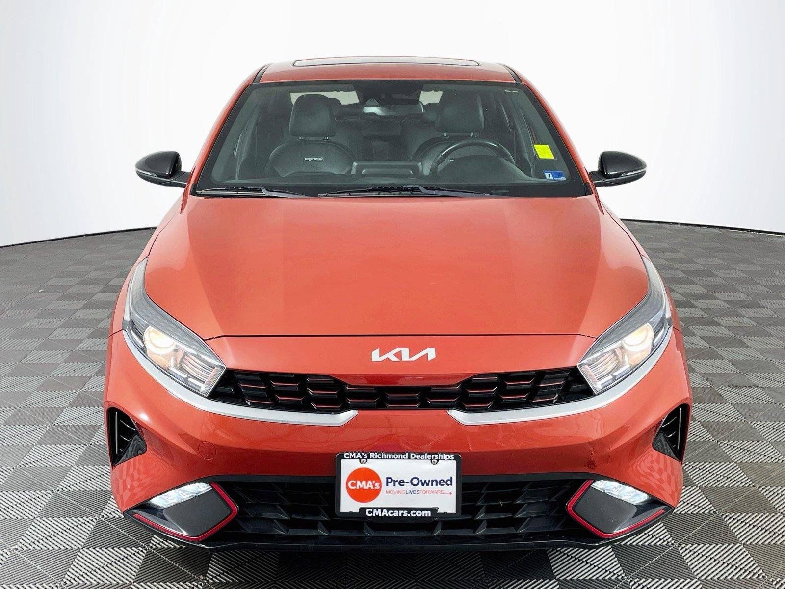 Used 2022 Kia Forte GT-Line w/ GT-Line Premium Package FWD image 2