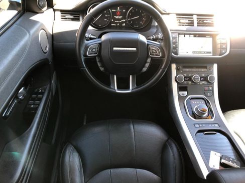 Used 2016 Land Rover Range Rover Evoque SE AWD/4WD image 13