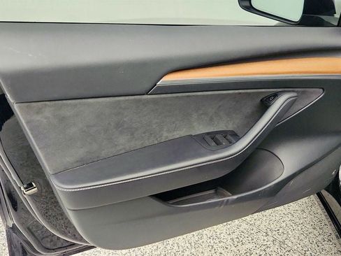 Used 2023 Tesla Model 3 Performance image 11