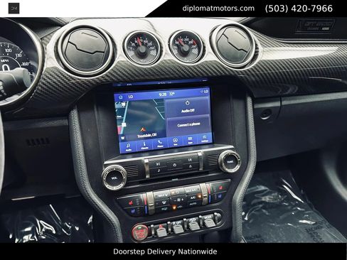 Used 2022 Ford Mustang Shelby GT500 w/ Technology Package RWD image 31