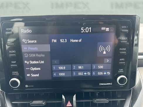 Used 2022 Toyota Corolla LE image 16