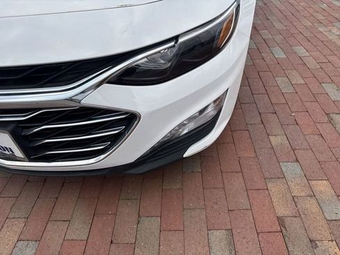 Used 2022 Chevrolet Malibu LT image 24