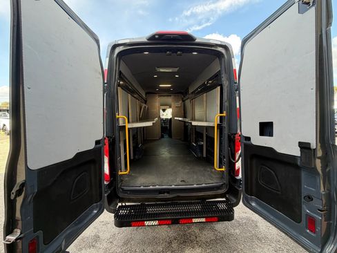 Used 2020 Ford Transit 250 148 High Roof Extended RWD image 5