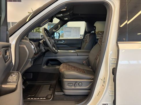 New 2026 Nissan Armada Platinum image 14