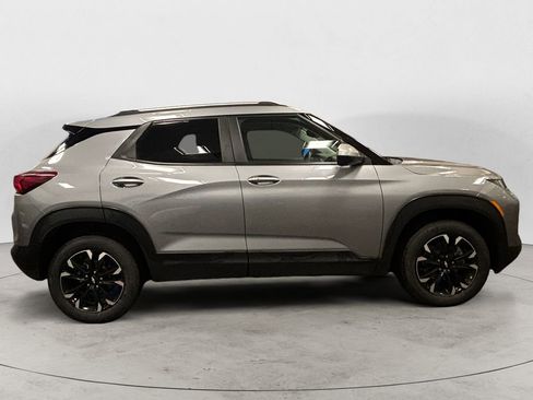 Used 2023 Chevrolet TrailBlazer LT w/ Convenience Package image 6