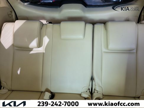 Used 2019 Toyota Highlander XLE FWD image 15