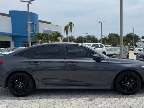 Used 2023 Honda Civic Sport image 13