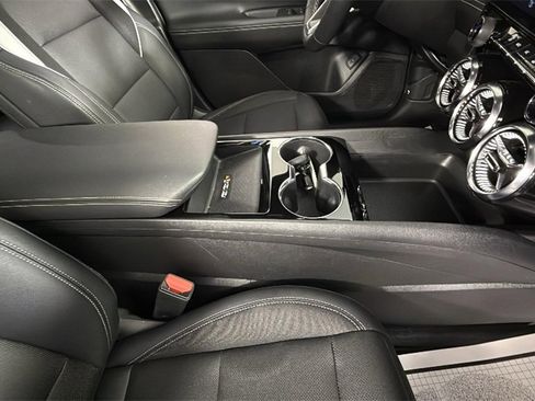 Used 2025 Chevrolet Blazer EV LT w/ Super Cruise Package image 35