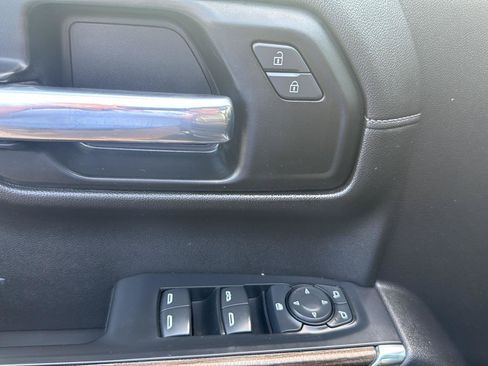 Used 2021 Chevrolet Silverado 1500 LT Trail Boss w/ Convenience Package II AWD/4WD image 14