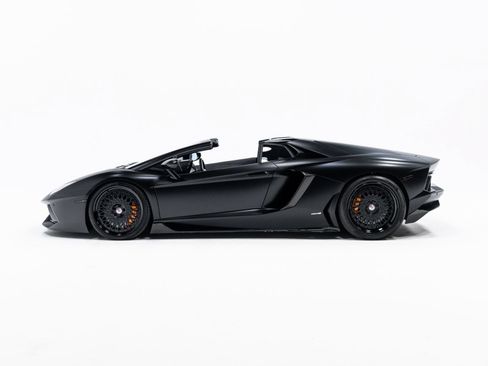Used 2014 Lamborghini Aventador LP 700-4 AWD/4WD image 3