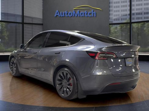 Used 2023 Tesla Model Y Performance image 8