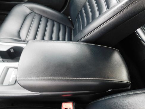 Used 2019 Ford Fusion SEL image 18