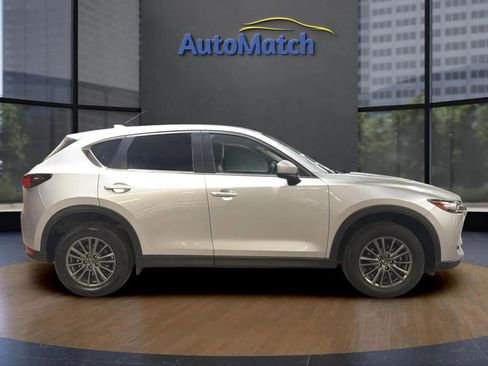 Used 2019 MAZDA CX-5 Touring image 12