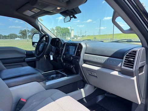 Used 2021 Ford F250 XLT w/ FX4 Off-Road Package AWD/4WD image 34