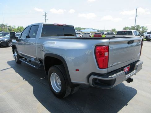 Used 2024 Chevrolet Silverado 3500 High Country w/ High Country Premium Package AWD/4WD image 10