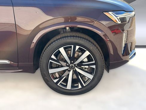 New 2026 Volvo XC90 B5 Core image 12
