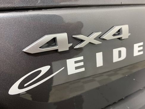 New 2025 Jeep Grand Cherokee L Limited image 9