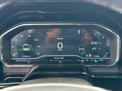 Used 2024 GMC Sierra 3500 SLE image 7