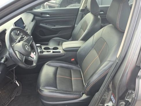 Used 2022 Nissan Altima 2.5 SR FWD image 18