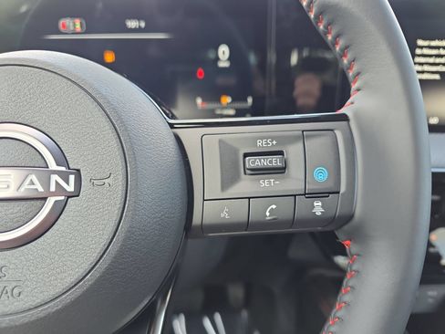 New 2026 Nissan Kicks SR w/ Cold Weather Package FWD image 18