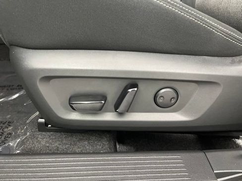 New 2026 Nissan Rogue SV w/ Cold Weather Package FWD image 32