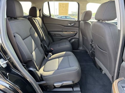 Used 2022 GMC Acadia SLE w/ Driver Convenience Package image 20