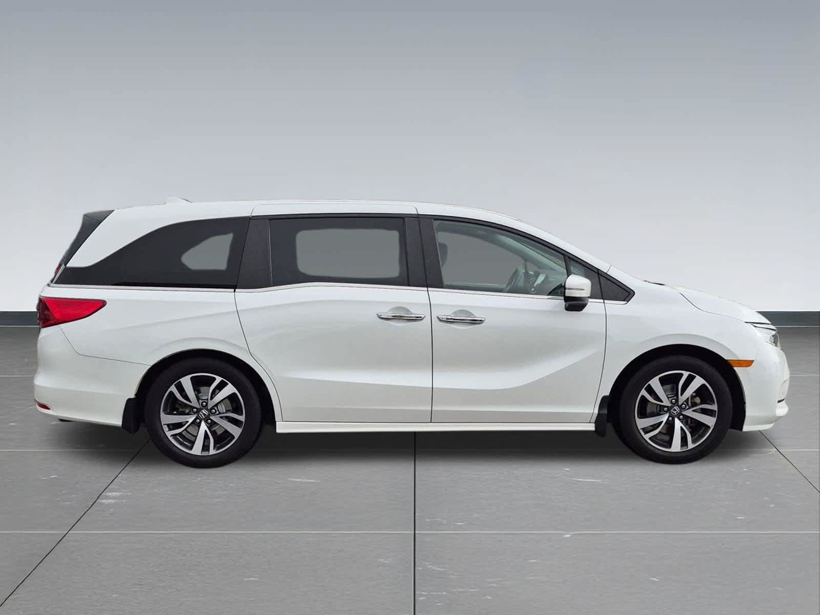 Used 2022 Honda Odyssey Touring image 7