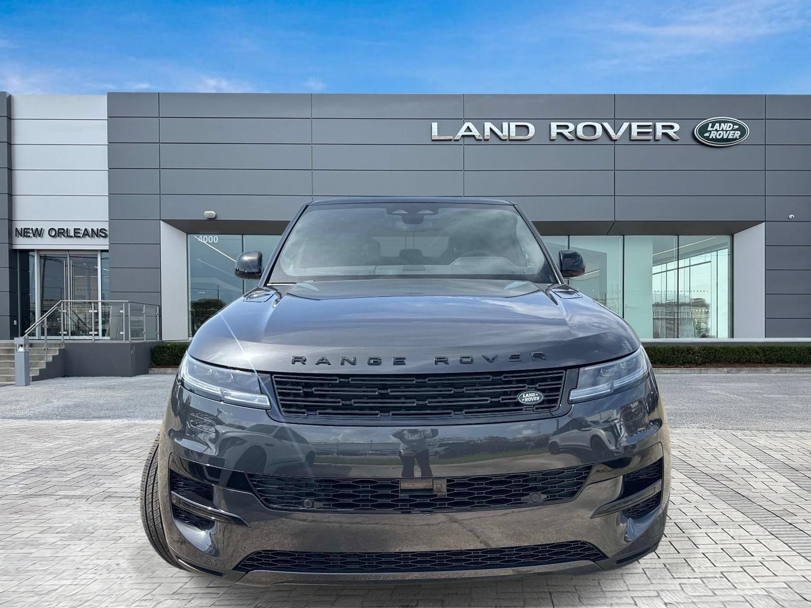 New 2026 Land Rover Range Rover Sport SE AWD/4WD image 4