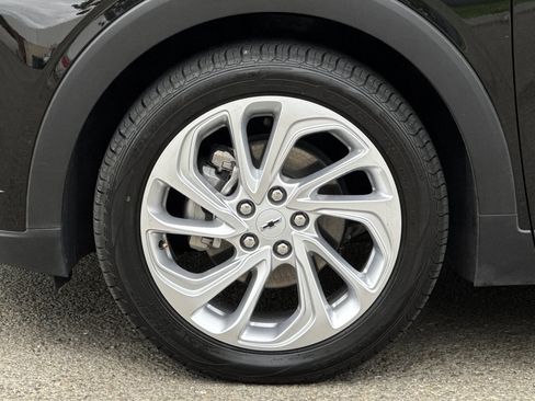 Used 2022 Chevrolet Bolt EUV LT image 32