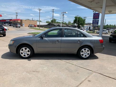 Used 2009 Hyundai Sonata GLS image 4