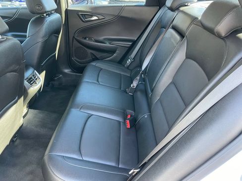 Used 2024 Chevrolet Malibu LT FWD image 7