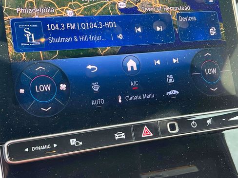 Used 2025 Mercedes-Benz C 300 4MATIC Sedan image 22