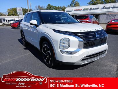 Used 2023 Mitsubishi Outlander SE