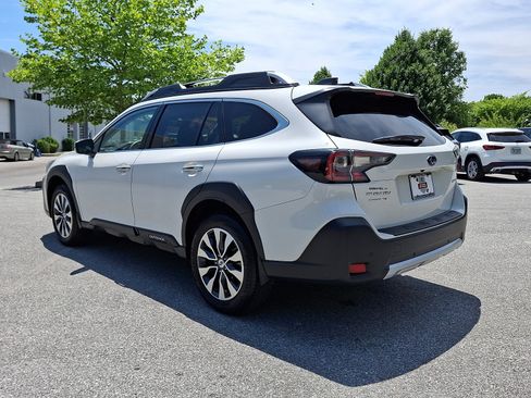 Certified 2024 Subaru Outback Touring XT AWD/4WD image 4