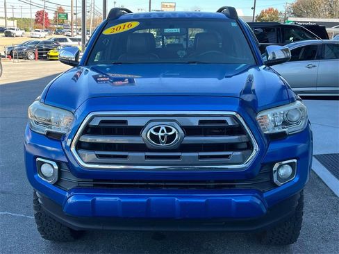 Used 2016 Toyota Tacoma Limited image 8