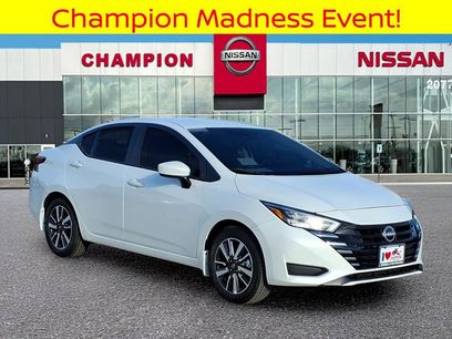 New 2025 Nissan Versa SV w/ Trunk Package