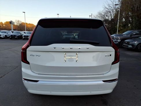 New 2026 Volvo XC90 B6 Plus w/ Protection Package Premier AWD/4WD image 4