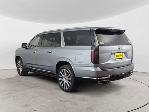 Certified 2025 Cadillac Escalade ESV Premium Luxury Platinum AWD/4WD image 3