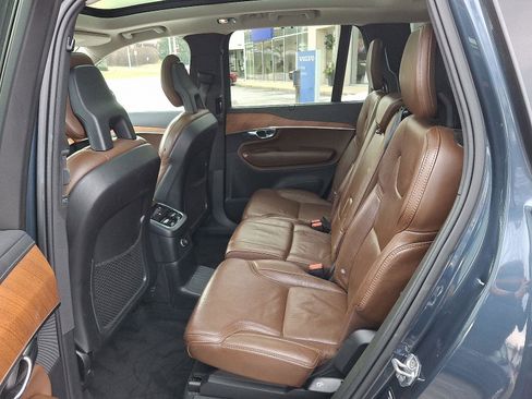 Used 2020 Volvo XC90 T8 Inscription image 11