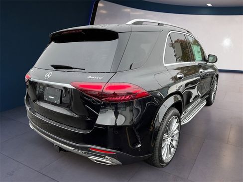 New 2026 Mercedes-Benz GLE 450 4MATIC image 3