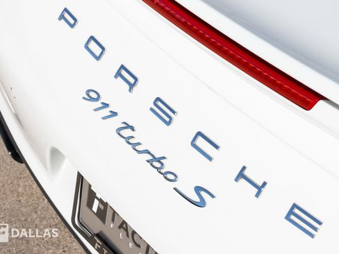 Used 2017 Porsche 911 Turbo S image 19