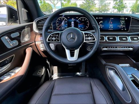 Used 2022 Mercedes-Benz GLE 350 w/ AMG Line Exterior image 7